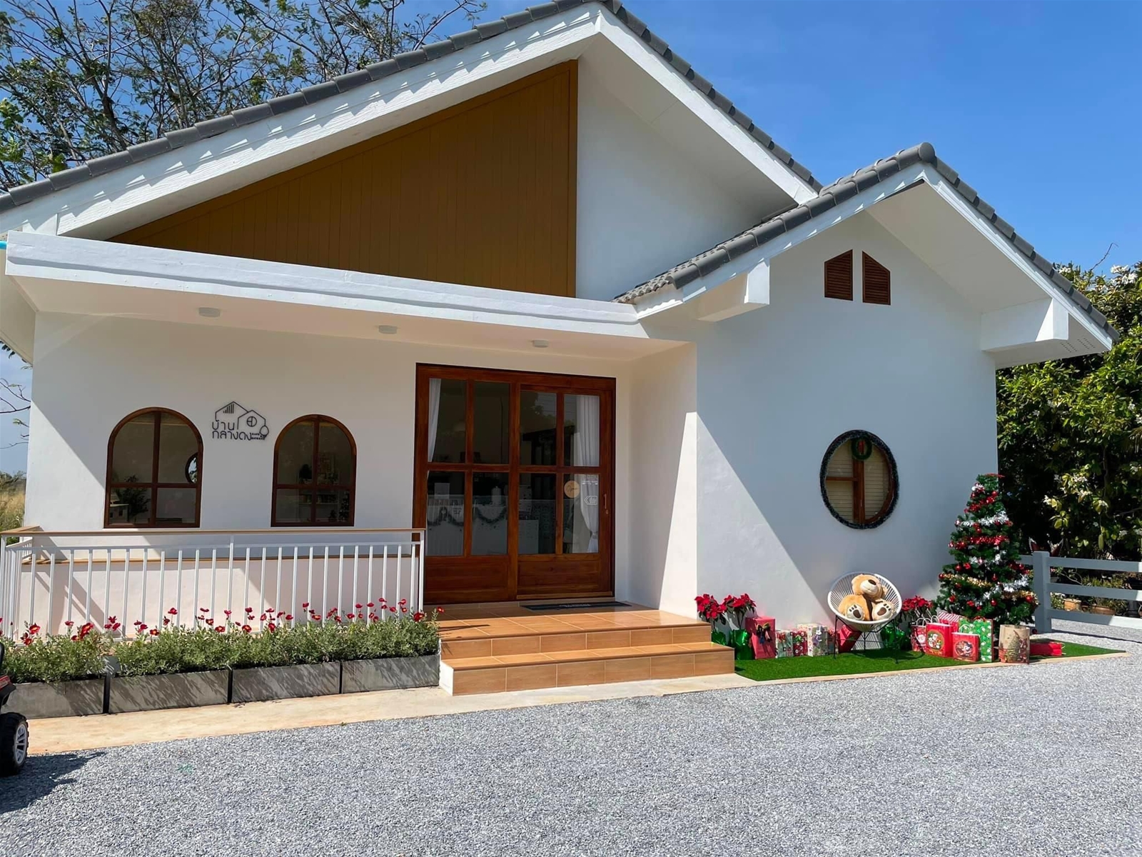 Nhà vườn phong cách hiện đại