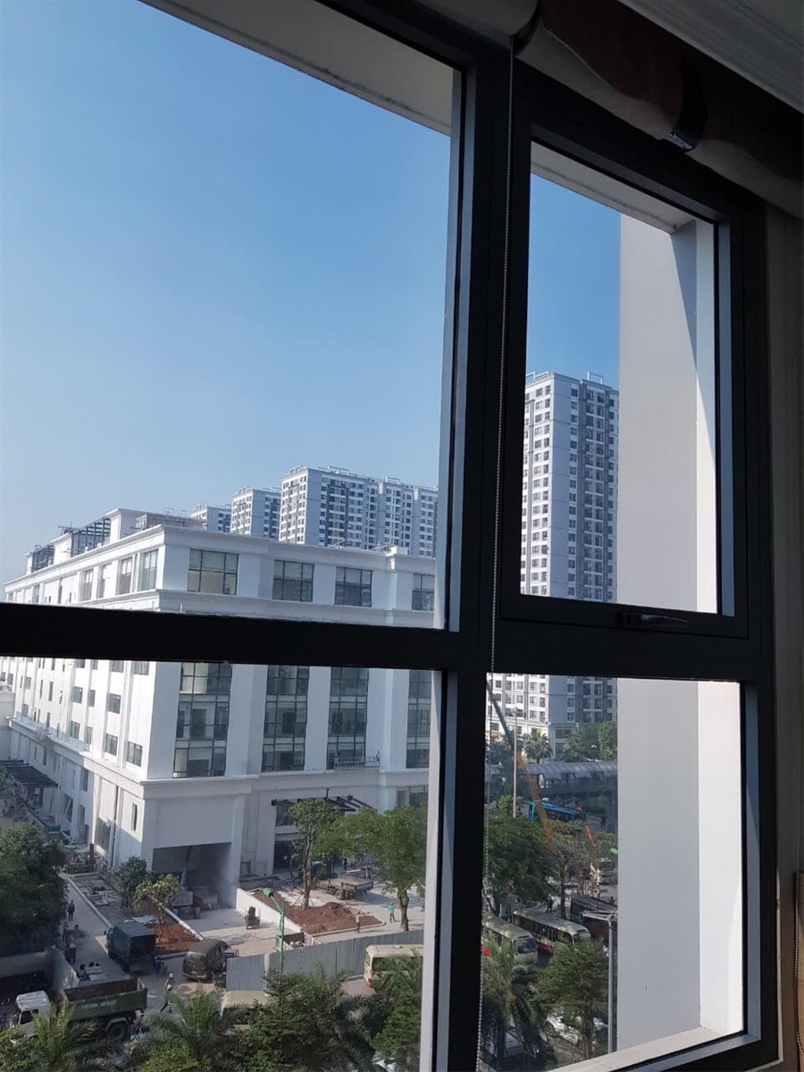 dán phim cách nhiệt chung cư