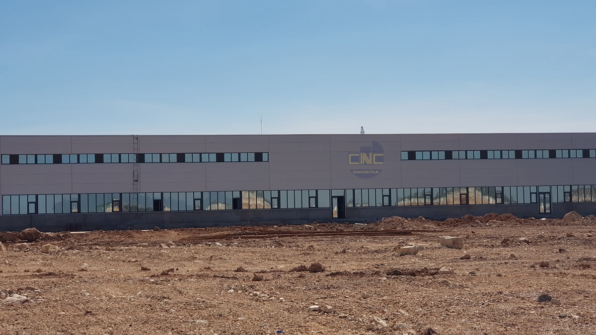 dán phim cách nhiệt nhà máy Foxconn