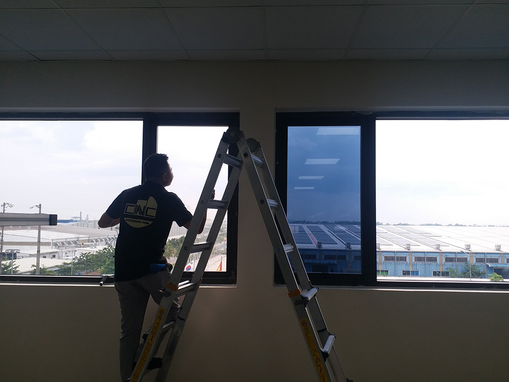 Dán mẫu phim cách nhiệt