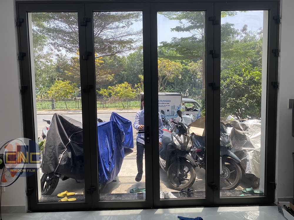 Dán phim nhìn 1 chiều