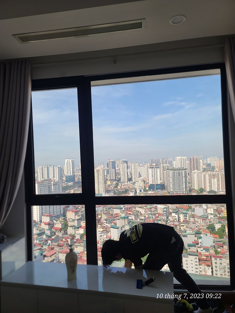 Phim cách nhiệt tầm nhìn nét trong