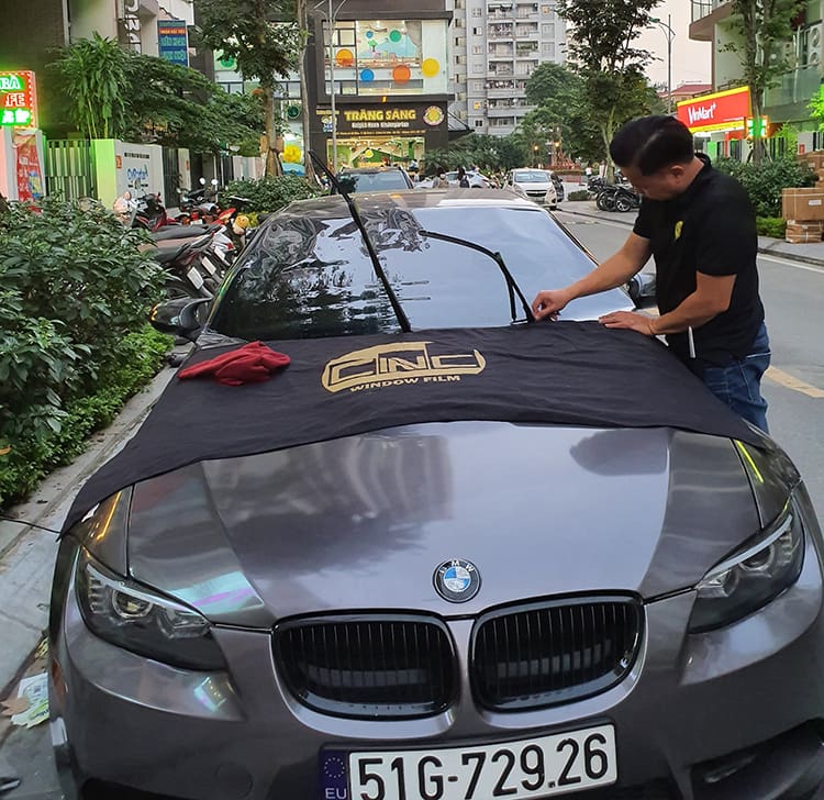Dán xe BMW
