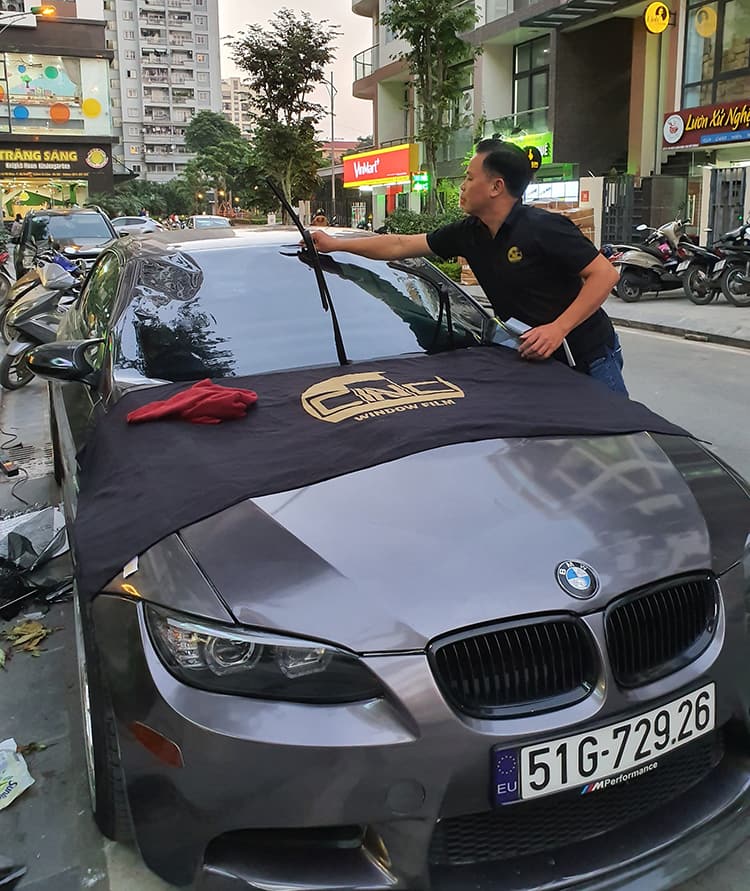 phim cách nhiệt CNC cho xe BMW