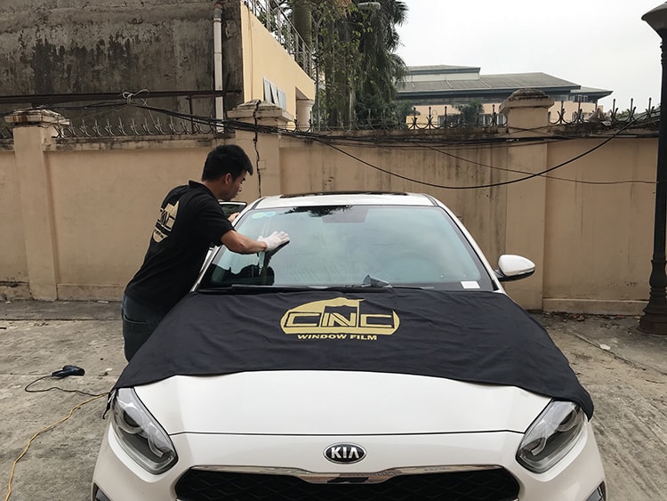 dán phim cách nhiệt cho xe ô tô kia cerato