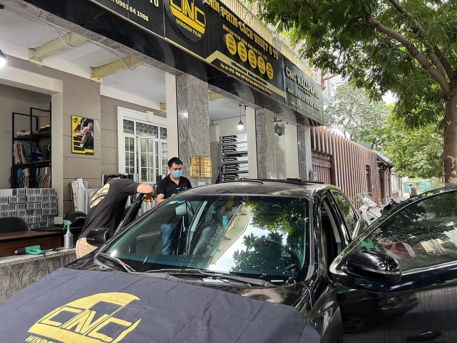 Kỹ thuật sấy ướt dán phim cách nhiệt ô tô