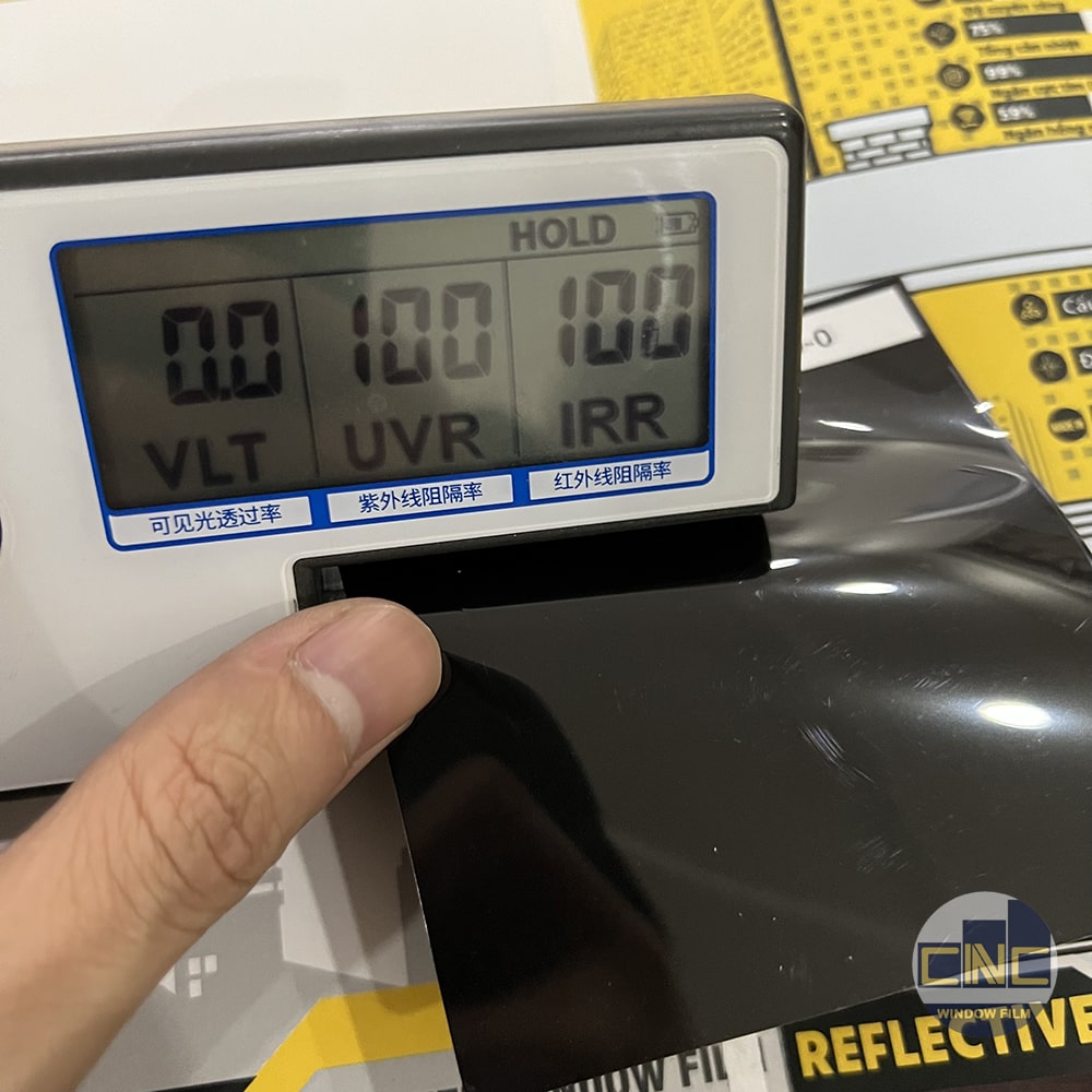 Phim chắn sáng đen