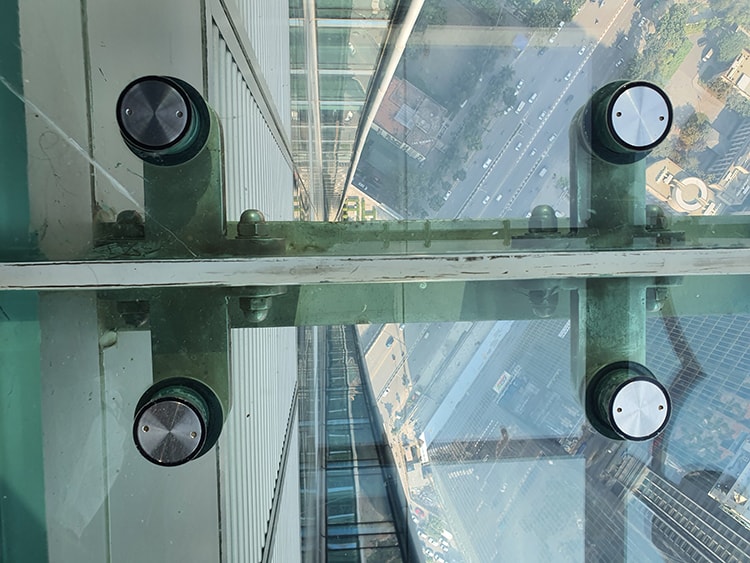 phim an toàn trong suốt