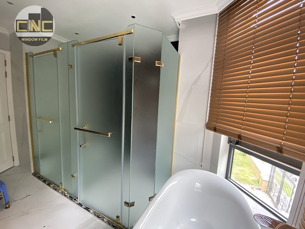 Dán mờ cửa kính