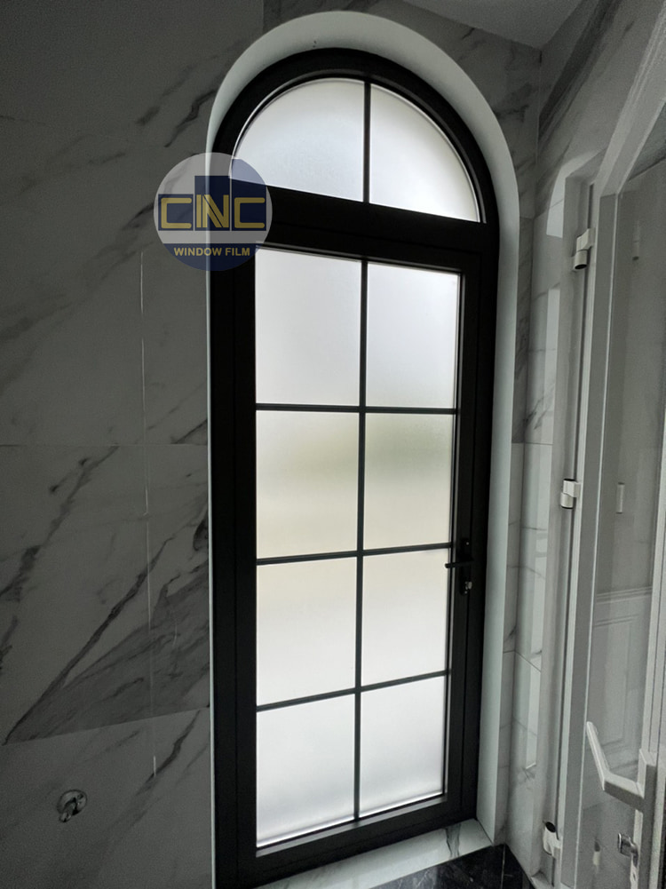 Dán kính mờ lấy sáng