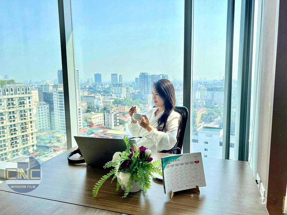 Chống nắng văn phòng