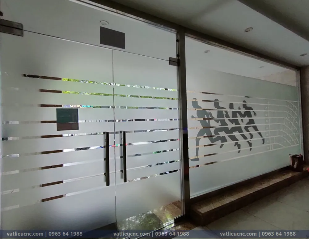 Decal mờ cắt design