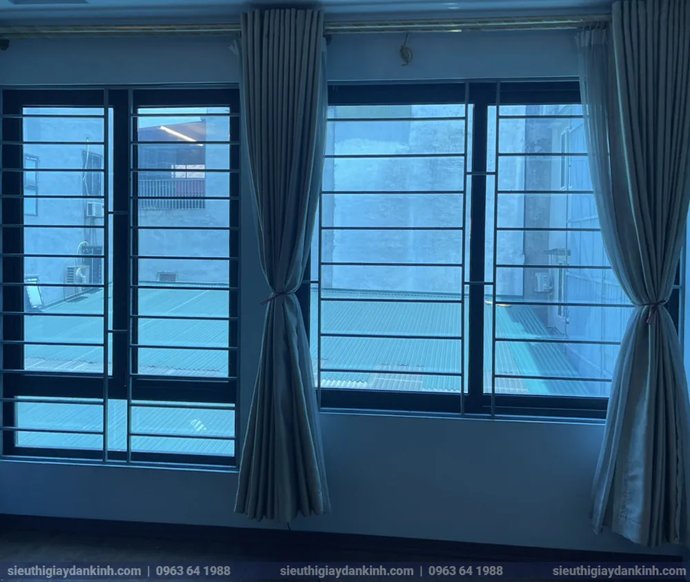 Giấy dán kính phản quang P1