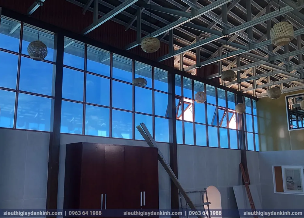 Dán kính nhìn 1 chiều