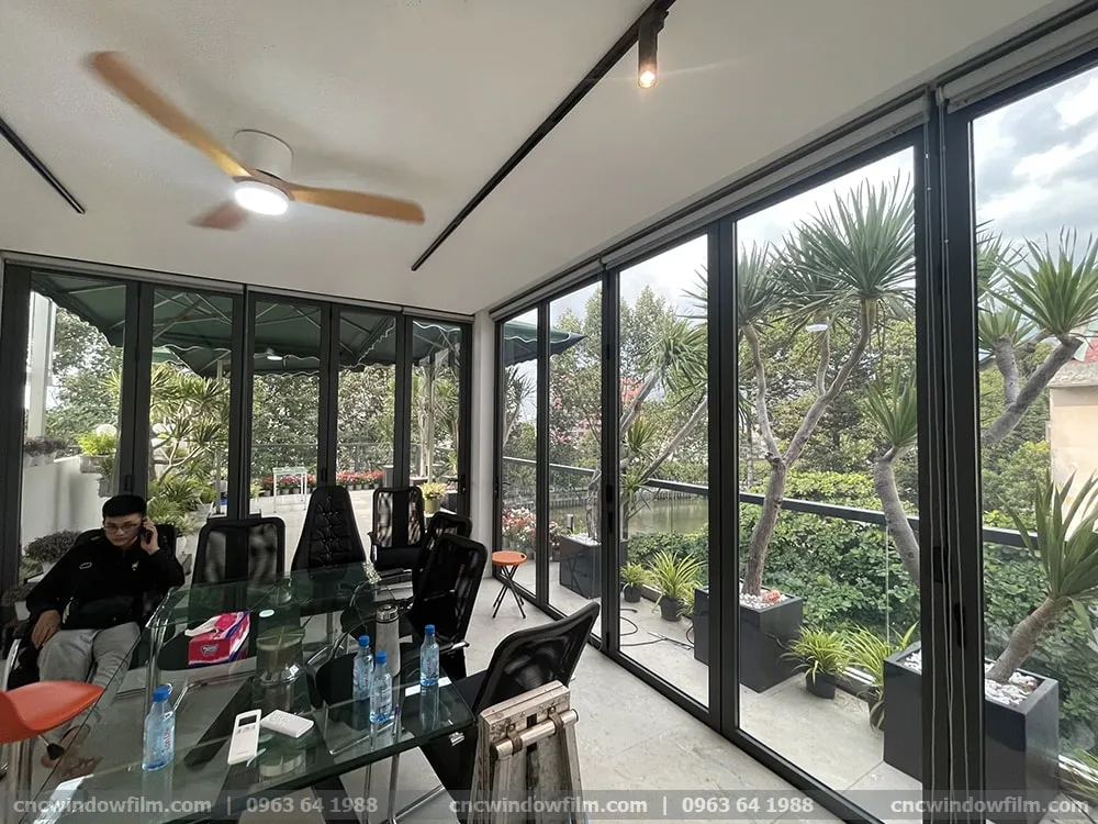 Phim cách nhiệt trong suốt