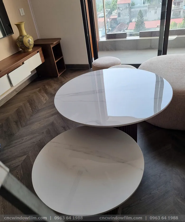 Dán bảo vệ bàn uống nước