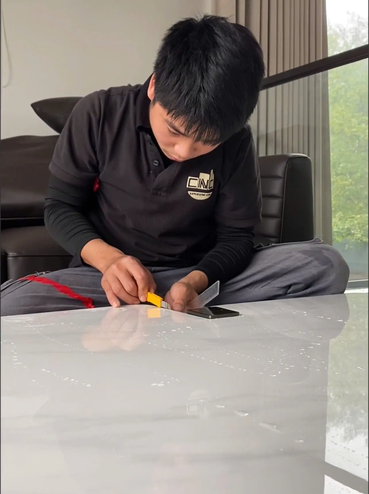 Dán film bảo vệ