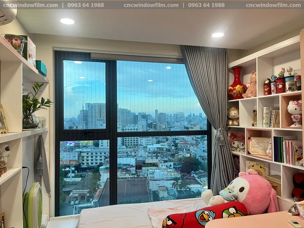 Dán film sáng màu